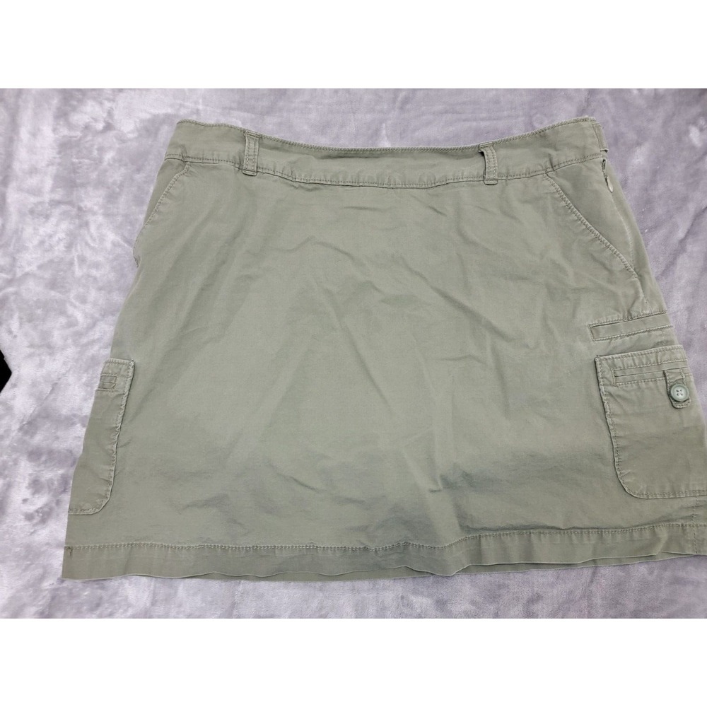 Dockers Woman's 12 Olive Skort Walking Hiking Button Pockets Belt Loops 34 waist